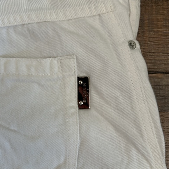 Balmain white zippered Jeans. Size 31 - Picture 6 of 11